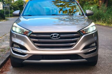 Hyundai TUCSON 127.845 km 16.500 &euro; Berlin 13437