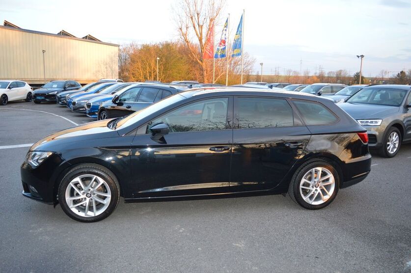 Seat Leon 99.000 km 10.190 € Leingarten 74211