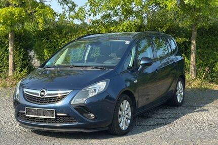 Opel Zafira 214.000 km 4.200 € Elz 65604