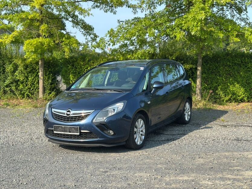 Opel Zafira 214.000 km 4.200 € Elz 65604
