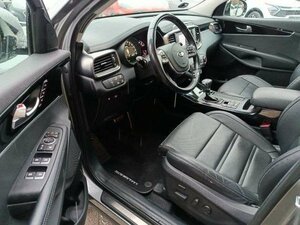 Kia SORENTO 2.2D AWD AT8 PLATINUM Pano HeadUp AHK 69.902 km 27.460 &euro; Höhenkirchen-Siegertsbrun 85635