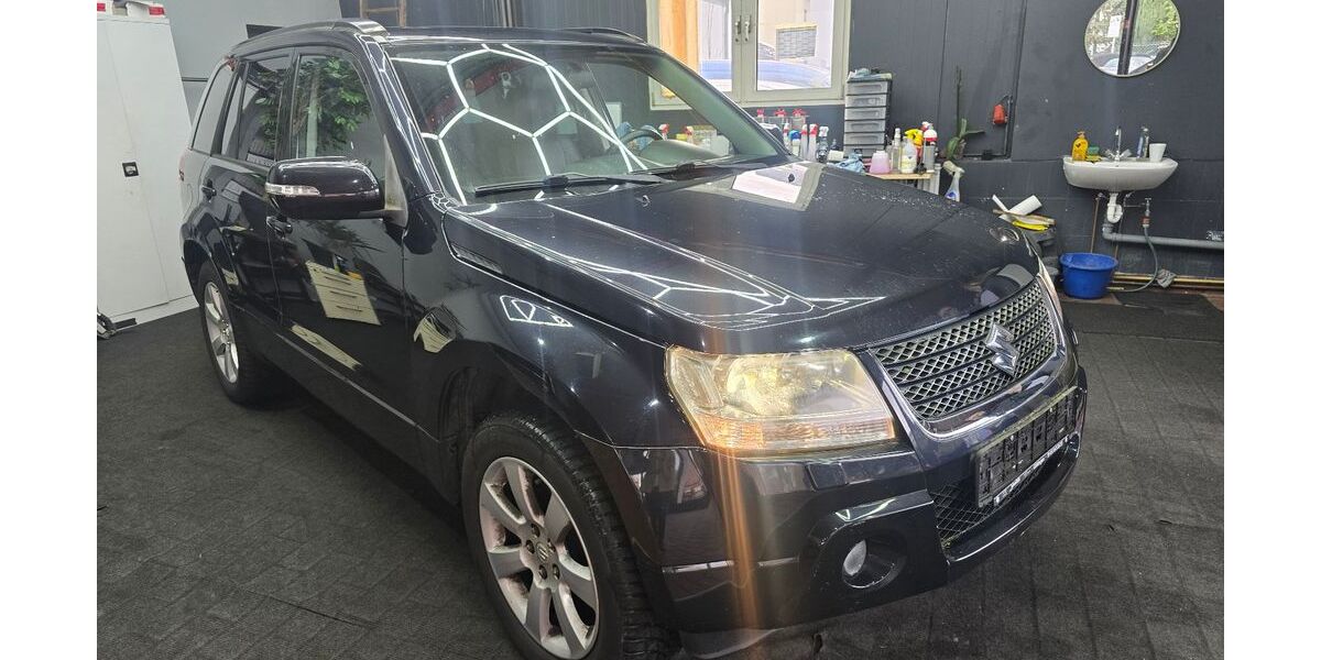 Suzuki Grand Vitara 93.000 km 8.999 &euro; göttingen 37081