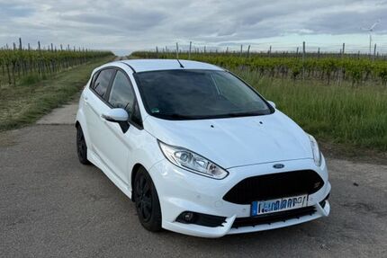 Ford Fiesta 186.250 km 4.500 &euro; Minfeld 76872