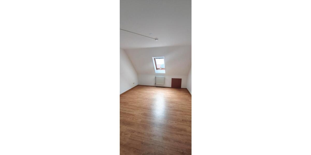 Etagenwohnung Ebermannstadt - 2 Zimmer, 82 m&sup2;, 697&euro; | Angebot:26150607