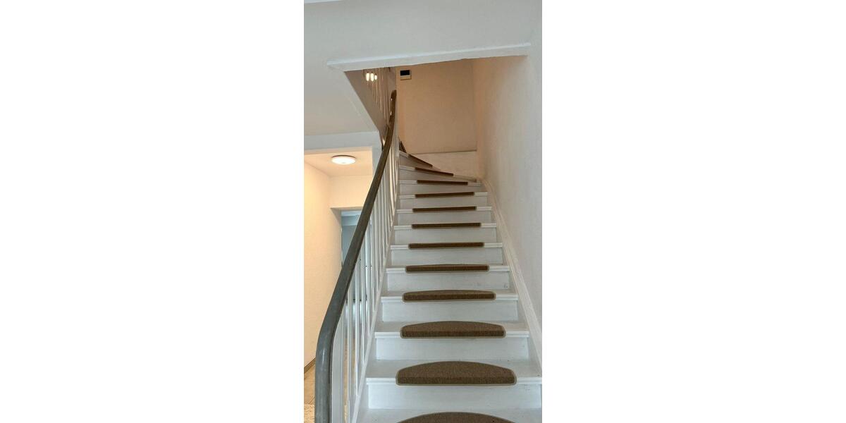 Einfamilienhaus Lebach - 10 Zimmer, 200 m&sup2;, 279.000&euro; | Angebot:22079790