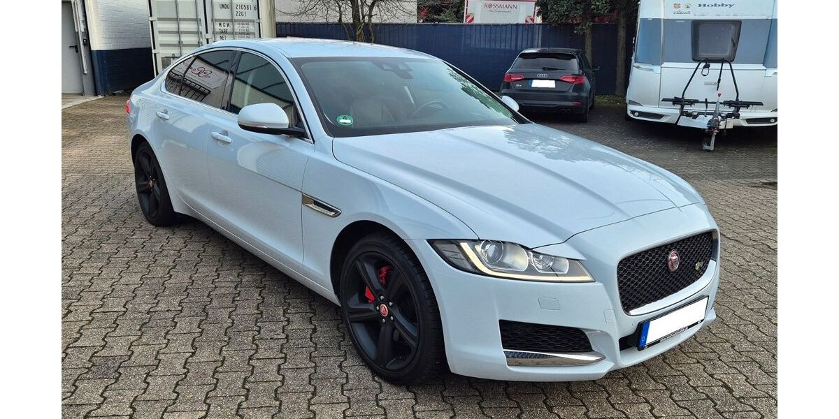 Jaguar XF 39.815 km 20.700 &euro; Köln 50769