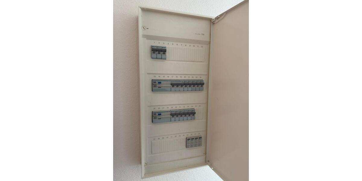 Doppelhaushälfte Grevenbroich Neuenhausen - 6 Zimmer, 189 m&sup2;, 1.850&euro; | Angebot:25302187