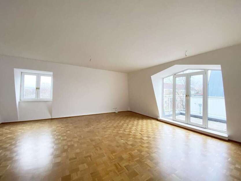 Wohnung zum Kaufen in Dresden 317.000 € 90 m²