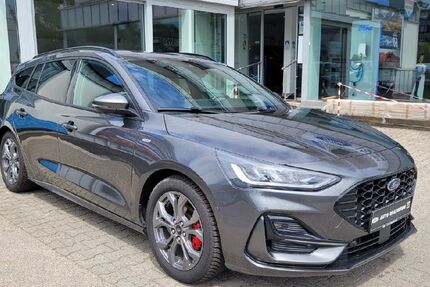 Ford Focus 13.550 km 23.490 &euro; Gräfelfing 82166