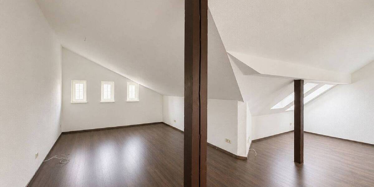 Etagenwohnung Leipzig Gohlis-Mitte - 3 Zimmer, 125 m&sup2;, 1.500&euro; | Angebot:26886748