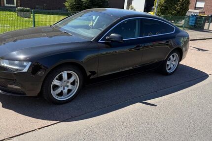 Audi A5 270.000 km 7.259 &euro; Krefeld 47809