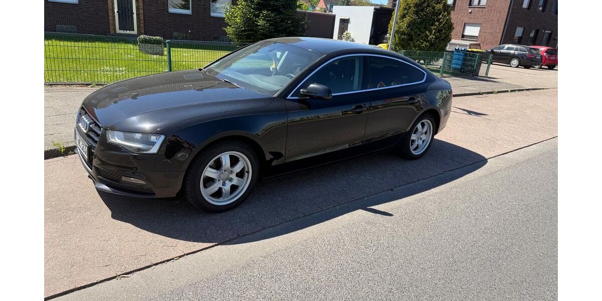 Audi A5 270.000 km 7.259 &euro; Krefeld 47809