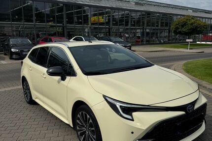 Toyota Corolla 55.000 km 22.990 &euro; Nürnberg 90441