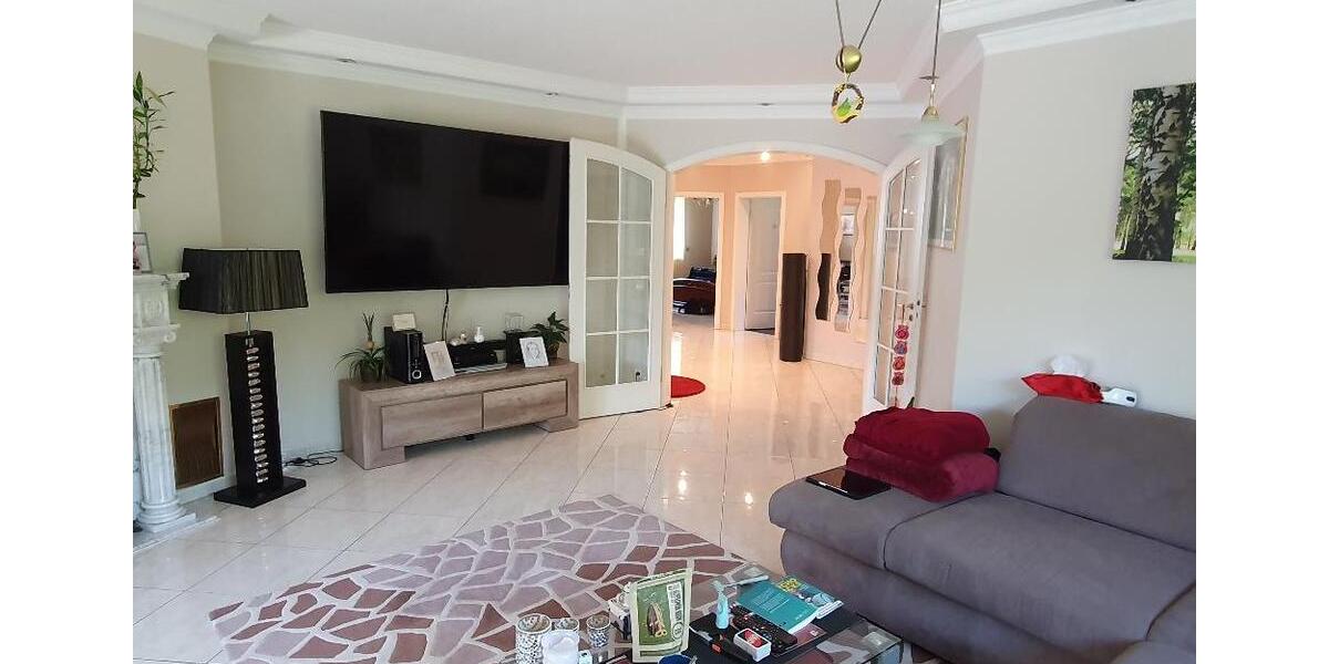 Wolfsburg Kästorf - repräsentative Villa in zentraler Lage 7 zimmer