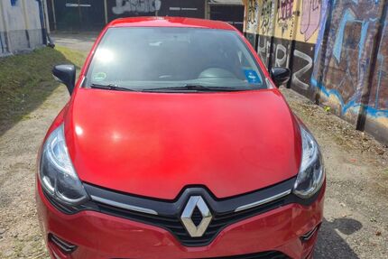 Renault Clio 40.860 km 7.999 &euro; Chemnitz 09126