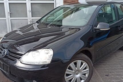 VW Golf 221.550 km 1.550 &euro; Cölbe-Bernsdorf 35091
