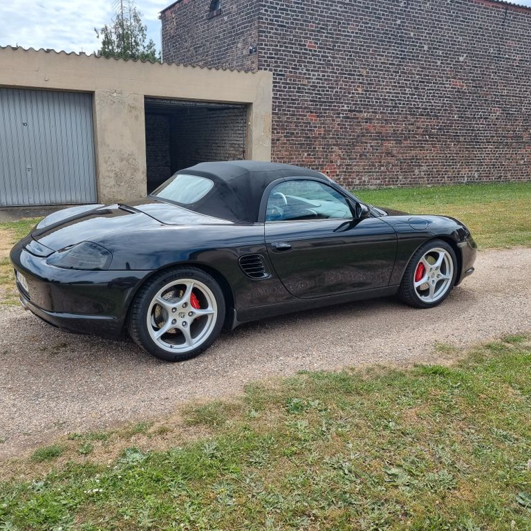 Porsche Boxster 90.700 km 22.950 € Düren 52353