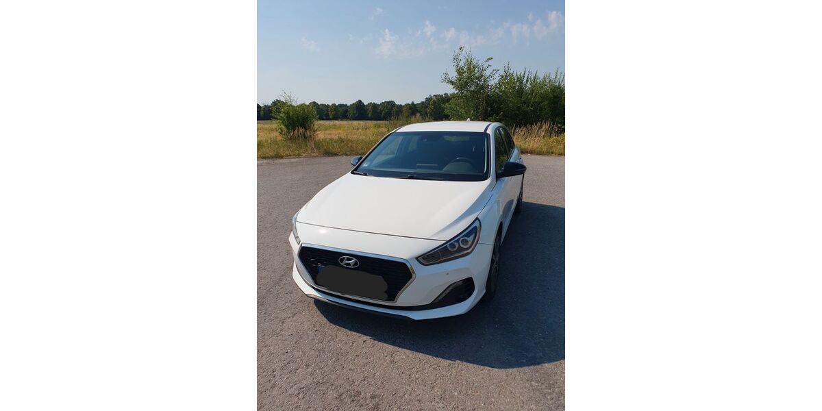 Hyundai i30 88.500 km 11.400 &euro; Garbsen 30823
