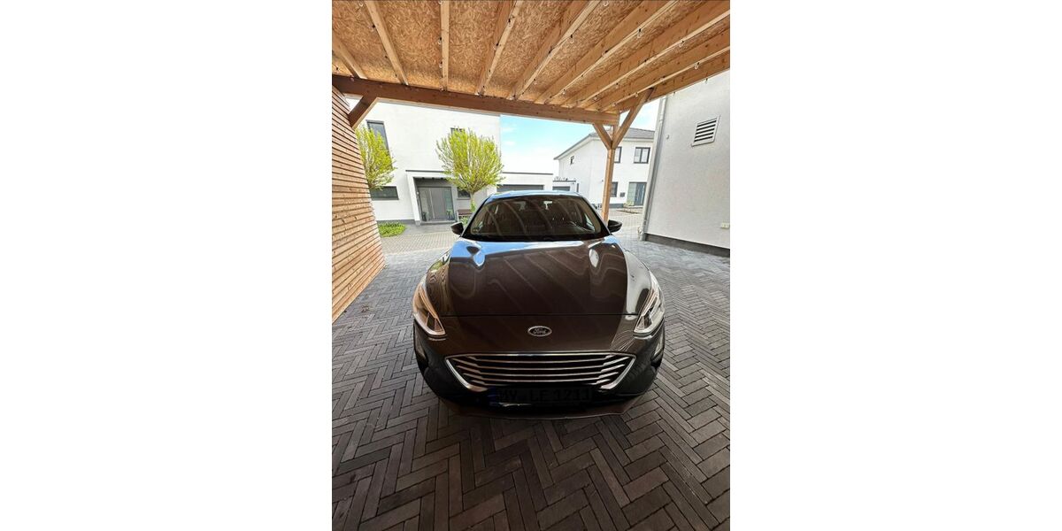 Ford Focus 85.000 km 11.600 &euro; Kruft 56642