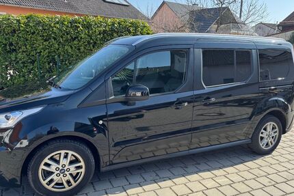 Ford Tourneo Connect 108.000 km 18.000 &euro; Ihrlerstein 93346