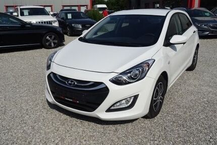 Hyundai i30 49.342 km 8.990 &euro; Ismaning 85737