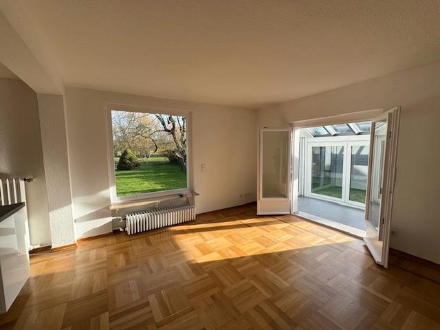 Einfamilienhaus Duisburg Huckingen - 8 Zimmer, 180 m&sup2;, 2.850&euro; | Angebot:26193895