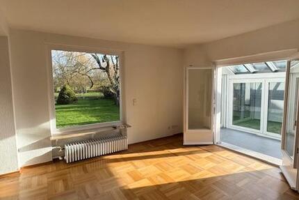 Haus Duisburg Huckingen - 8 Zimmer, 180 m&sup2;, 2.850&euro; | Angebot:26193895