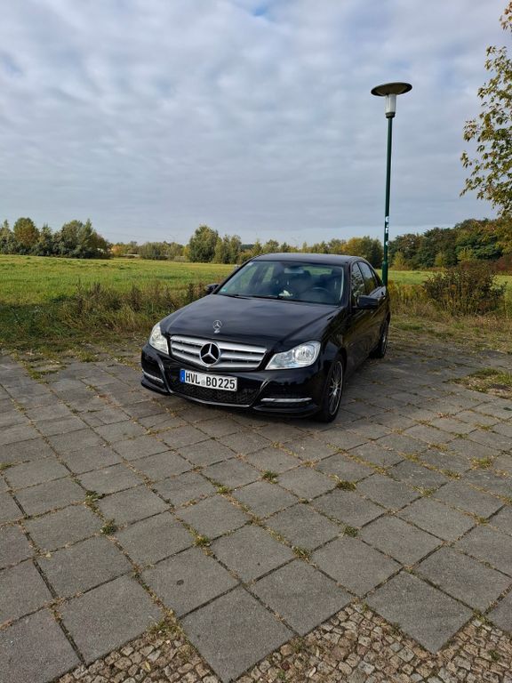 Mercedes-Benz C 220 167.000 km 12.000 € Brieselang 14656