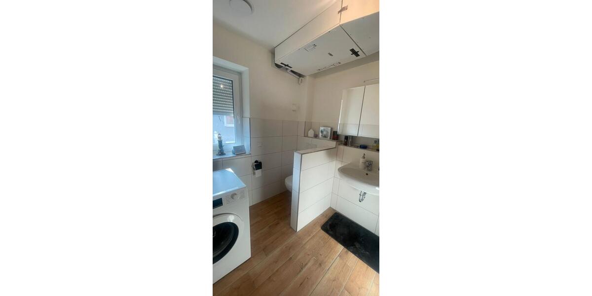 Etagenwohnung Brokstedt - 3 Zimmer, 75 m&sup2;, 975&euro; | Angebot:26402971