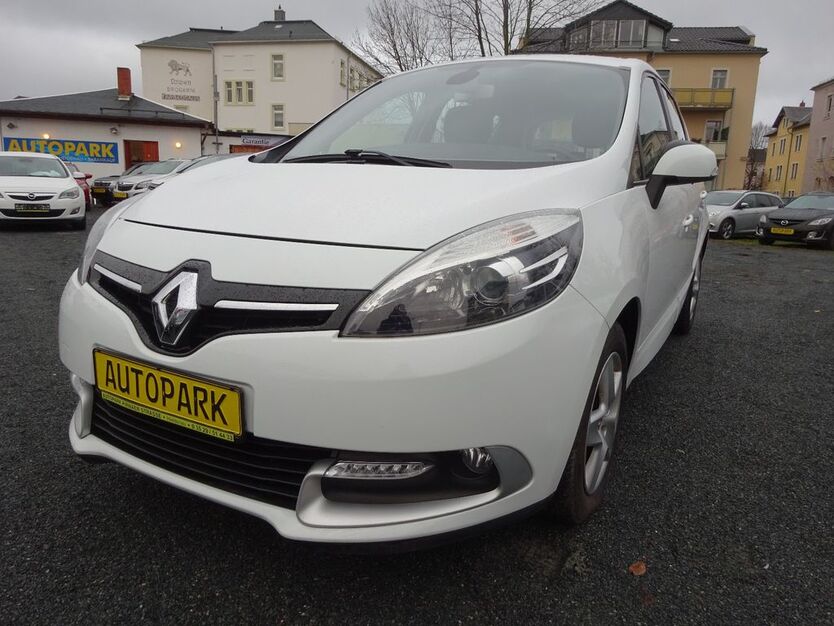 Renault Scenic 110.500 km 7.900 € Heidenau 01809