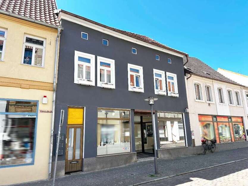 Büro in Gardelegen 890 € 137 m²
