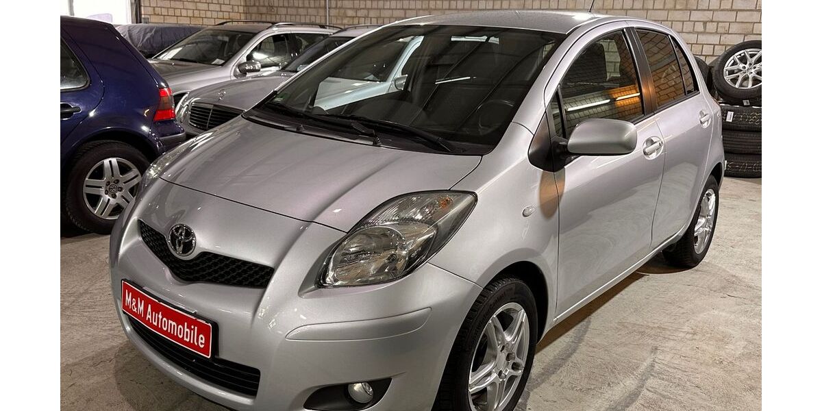 Toyota Yaris 145.400 km 6.250 &euro; Hamburg 21079
