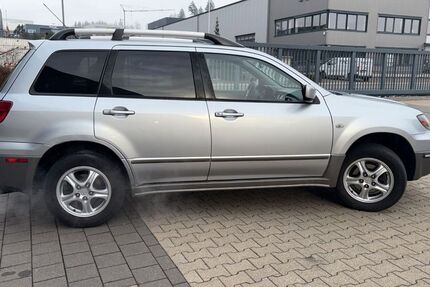 Mitsubishi Outlander 312.000 km 1.950 &euro; Wilnsdorf 57234