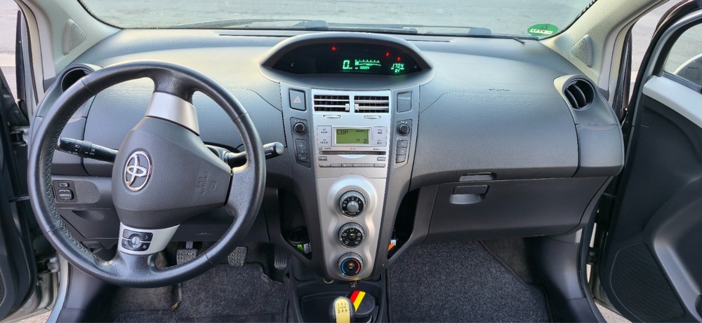 Toyota Yaris 130.834 km 2.900 &euro; Kitzingen 97318