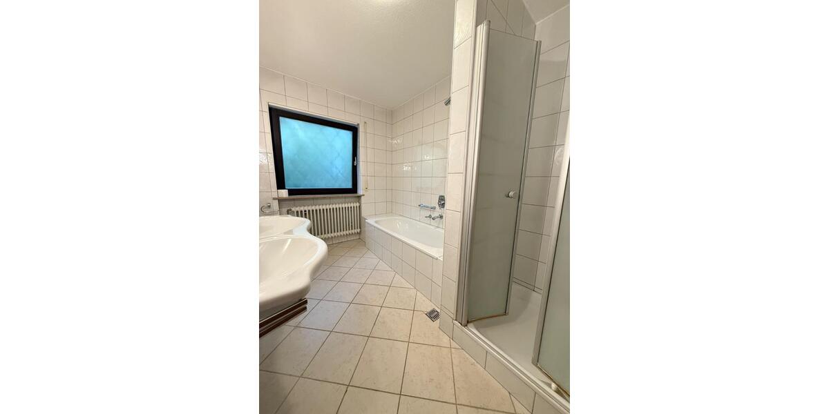 Bungalow Feucht - 3 Zimmer, 140 m&sup2;, 750.000&euro; | Angebot:24753207