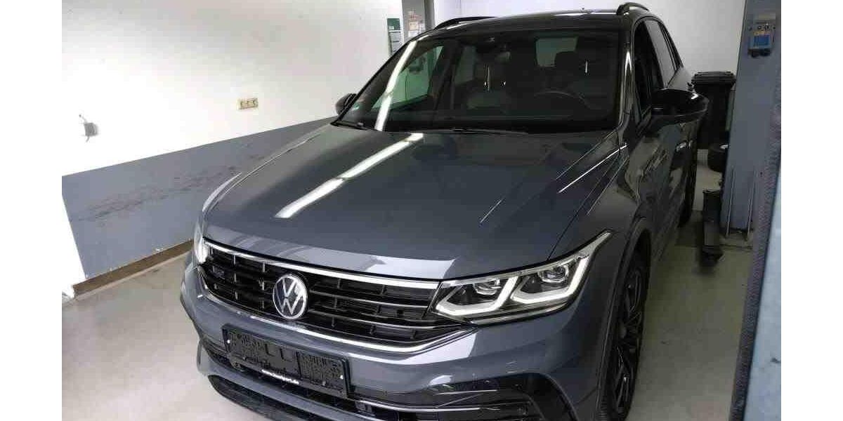 VW Tiguan 90.226 km 34.900 &euro; Braunschweig 38122