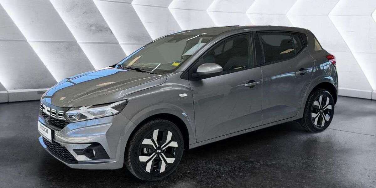 Dacia Sandero 10.200 km 18.990 &euro; Berlin 12681