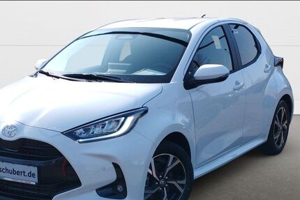 Toyota Yaris 5.000 km 23.380 &euro; Giessen 35394