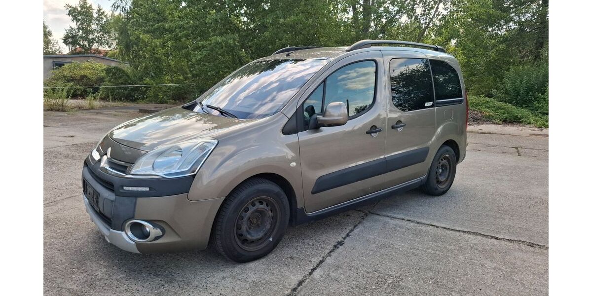 Citroen Berlingo 214.688 km 2.499 &euro; Halle 06116