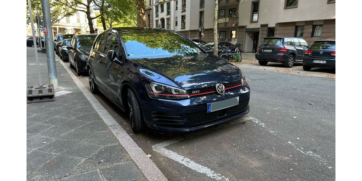VW Golf 91.000 km 18.500 &euro; Mannheim 68165