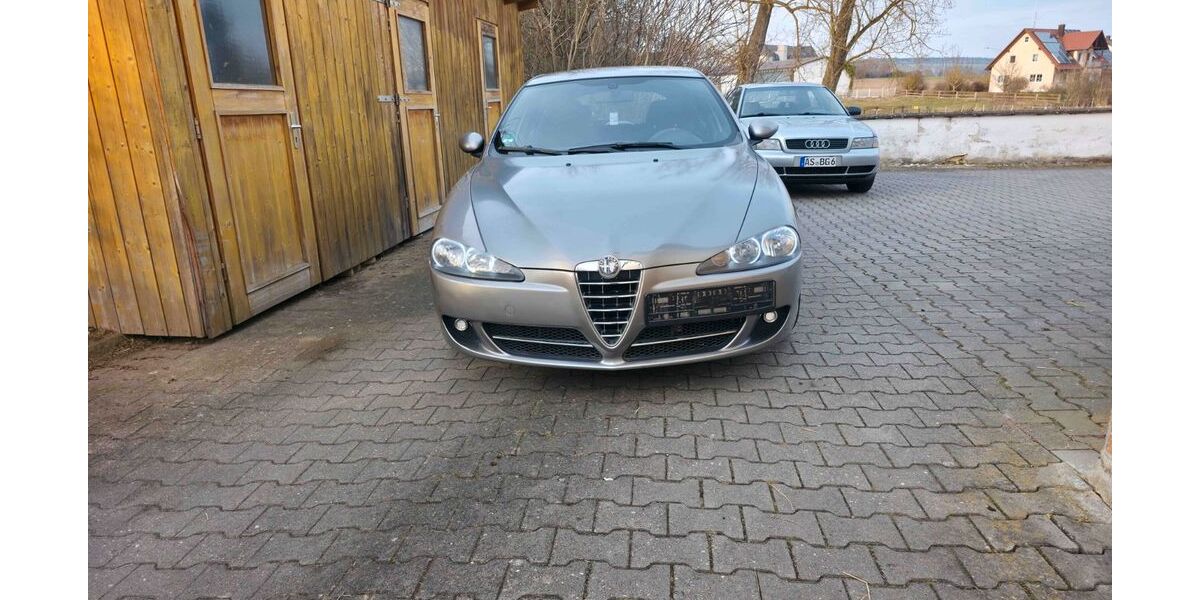 Alfa Romeo 147 145.400 km 3.890 &euro; Kümmersbruck 92245