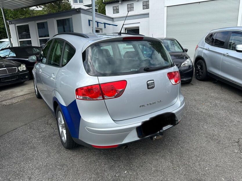 Seat Altea 227.056 km 3.950 € Siegen 57078