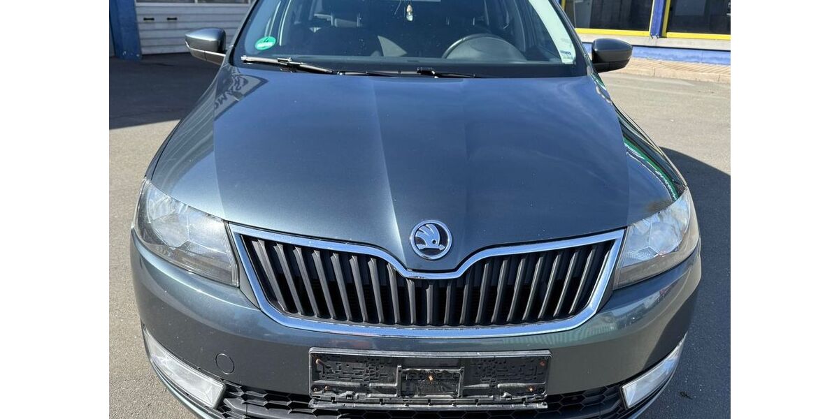 Skoda Rapid 255.000 km 4.790 &euro; Bayreuth 95448