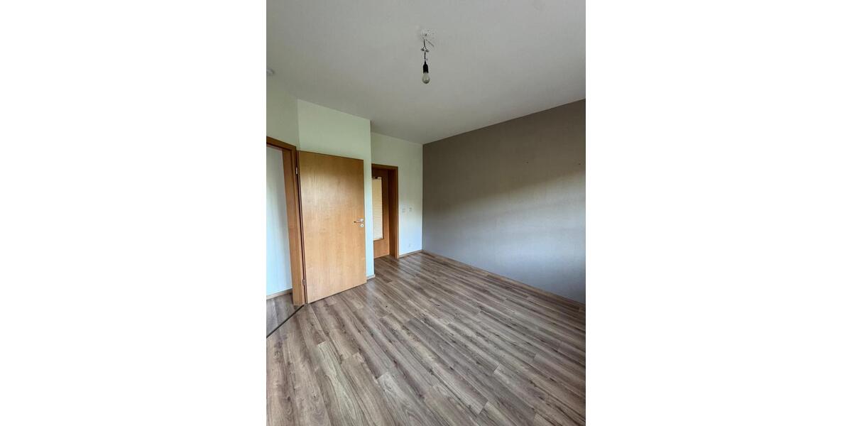 Erdgeschoßwohnung Waldkappel - 2 Zimmer, 52 m&sup2;, 400&euro; | Angebot:26581598