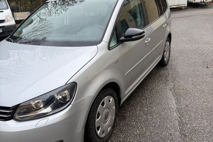 VW Touran 196.154 km 6.300 &euro; Freising 85354