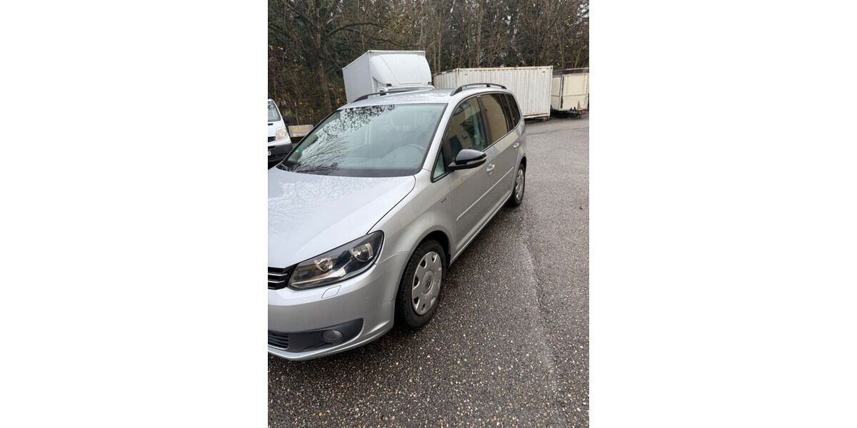 VW Touran 196.154 km 6.300 &euro; Freising 85354