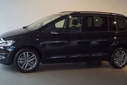 VW Touran 1.500 km 36.949 € Friesoythe 26169