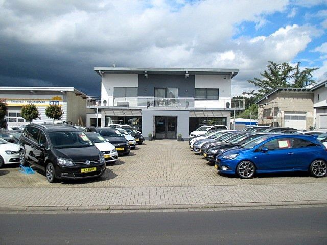 Audi e-tron 95.800 km 28.990 € Montabaur 56410