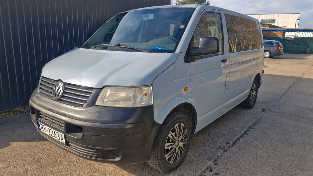 VW T5 Transporter 398.500 km 3.700 &euro; Berlin 10318