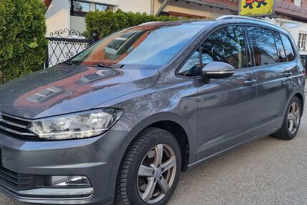 VW Touran 145.000 km 13.900 &euro; Wolfratshausen 82515